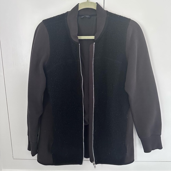 Lululemon Sherpa Zip up Jacket - Picture 1 of 3